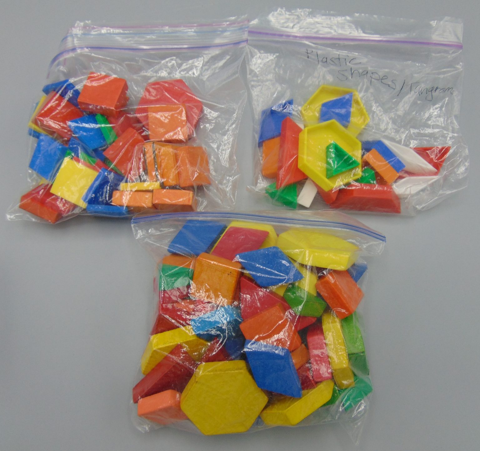 Plastic Shapes/Tangrams Math Manipulatives Geometric Triangles/Squares